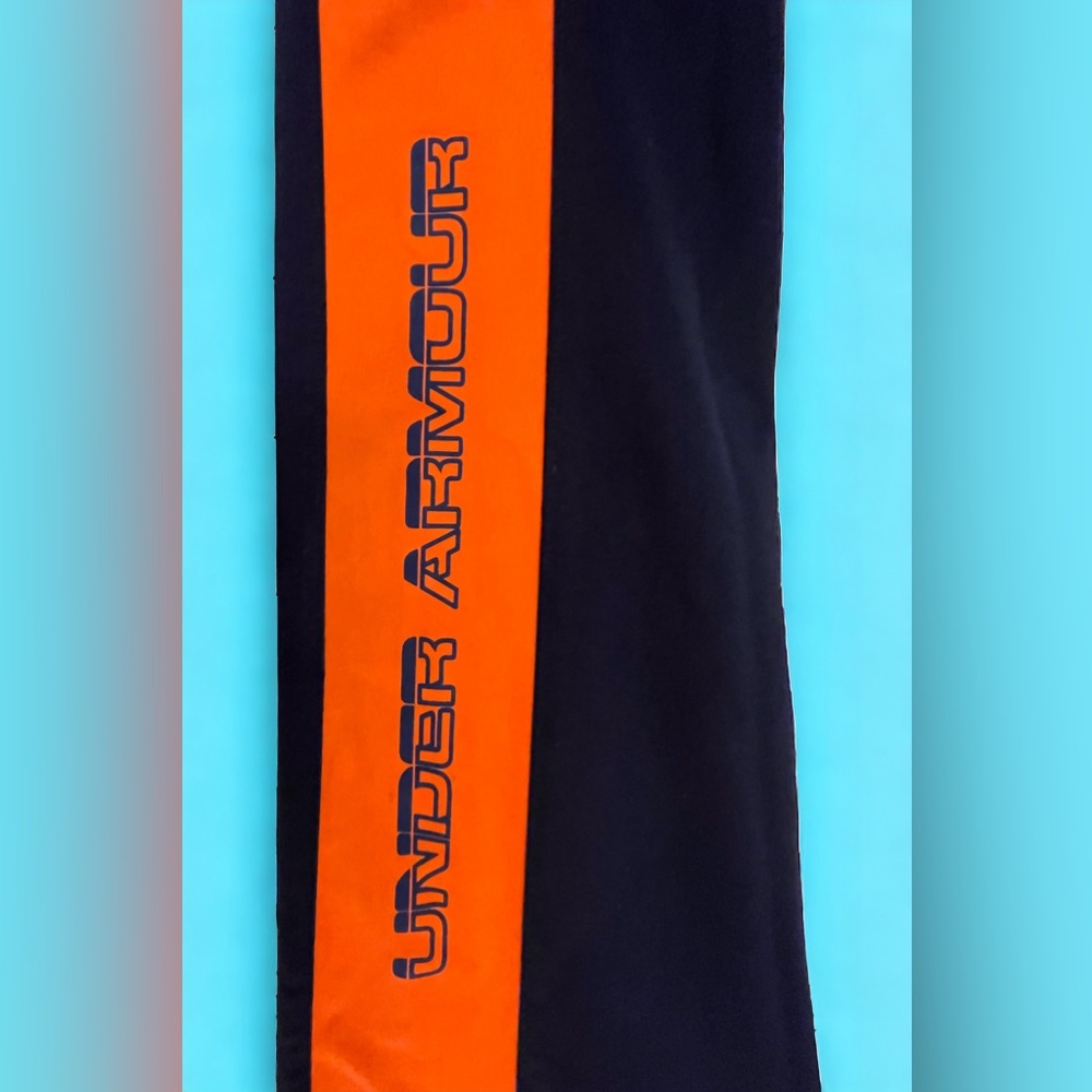 Under Armour Pants - Picture 2 of 8